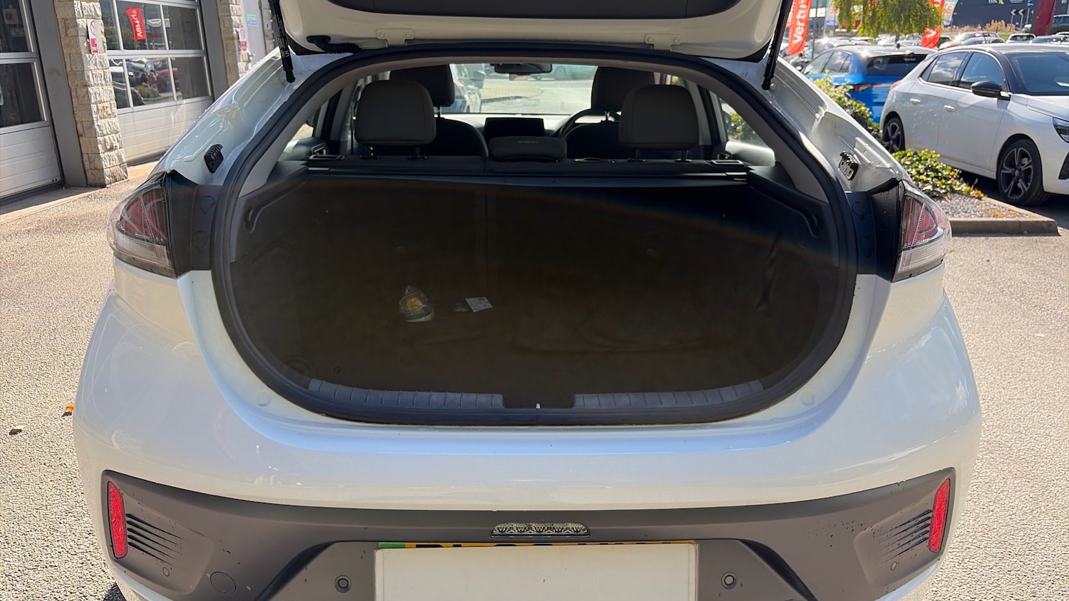 Used Hyundai IONIQ 2022 for sale - 76101231: Photo 4