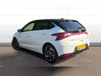 Used Hyundai i20 2023 for sale - 79852060: Photo