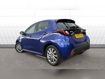 Used Toyota Yaris 2023 for sale - 78236536: Photo