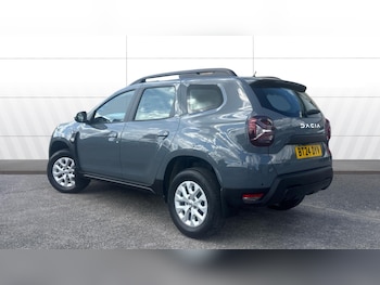 Used Dacia Duster 2024 for sale - 79391376: Photo