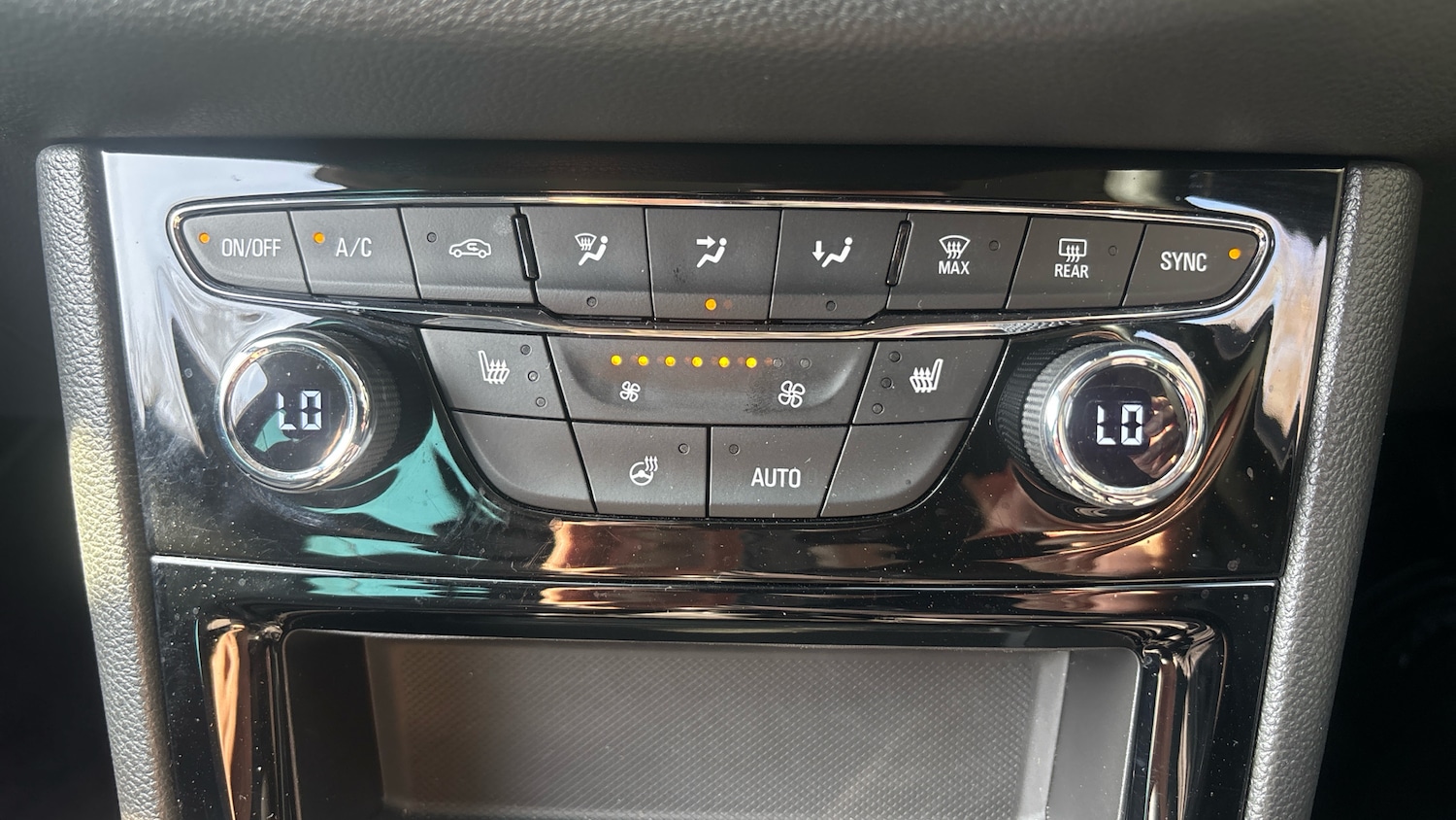 Used Vauxhall Astra 2021 for sale - 77983870: Photo 31