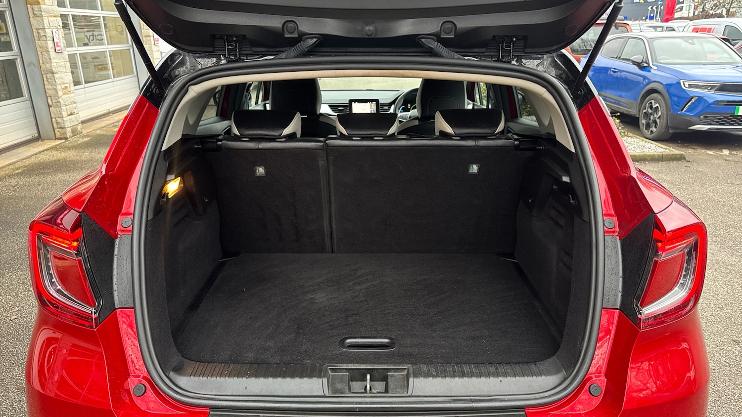 Used Renault Captur 2024 for sale - 77318428: Photo 4