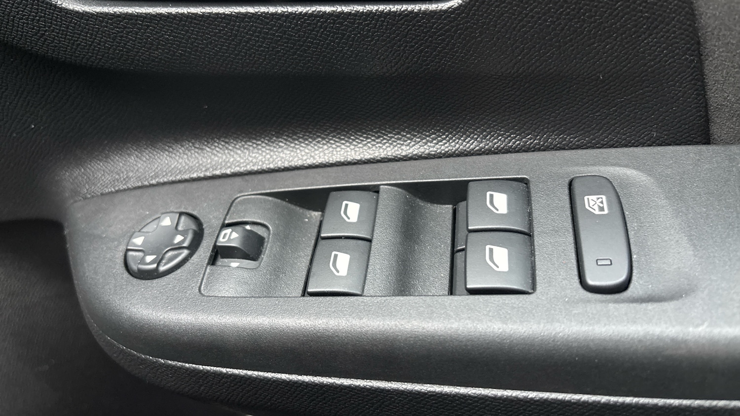 Used Vauxhall Corsa 2023 for sale - 77931531: Photo 24