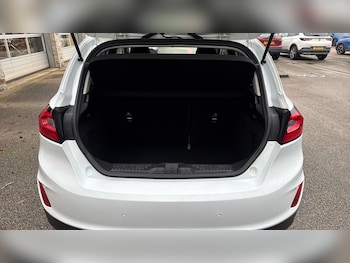 Used Ford Fiesta 2022 for sale - 77570510: Photo