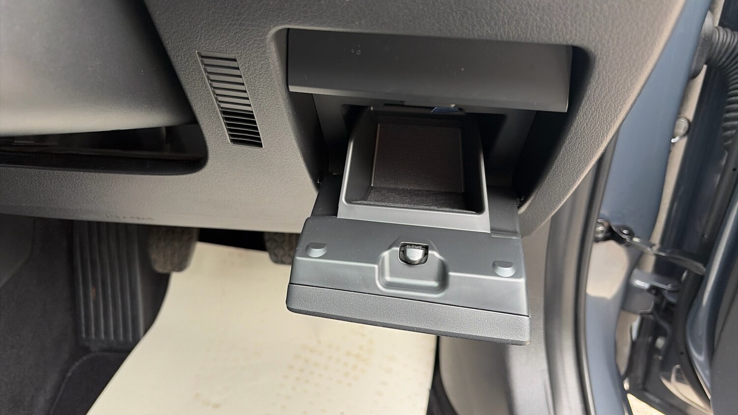 Used Mazda Mazda3 2023 for sale - 76167585: Photo 31