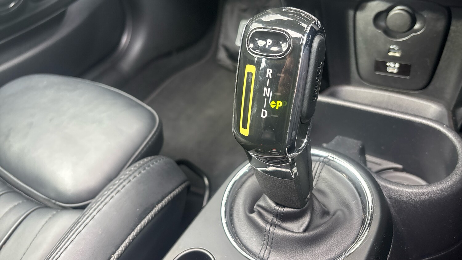 Used MINI Hatch 2020 for sale - 77829926: Photo 27