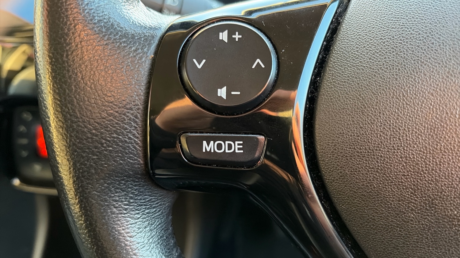 Used Toyota AYGO 2017 for sale - 76932099: Photo 32