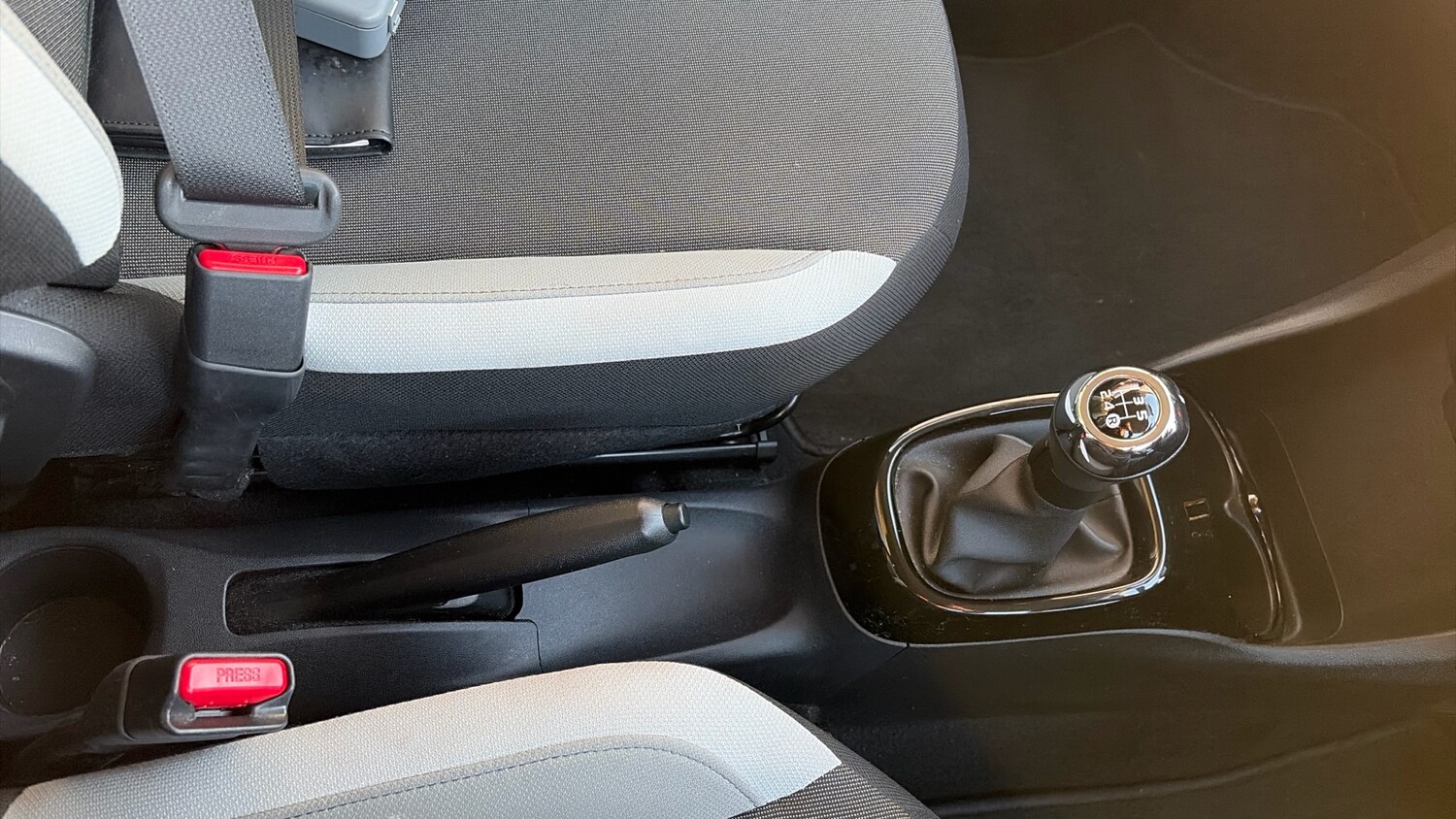 Used Toyota AYGO 2017 for sale - 76932099: Photo 35