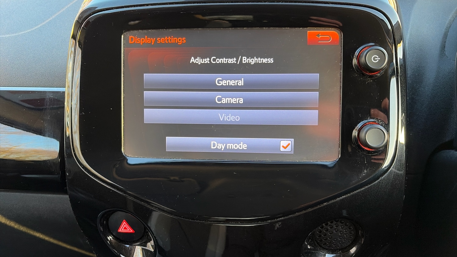 Used Toyota AYGO 2017 for sale - 76932099: Photo 42