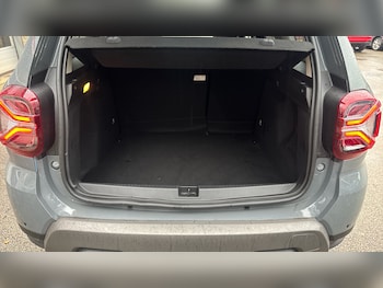 Used Dacia Duster 2024 for sale - 77461126: Photo