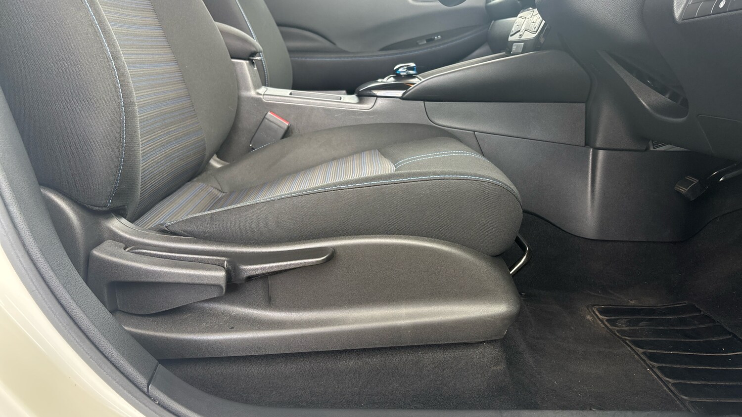 Used Nissan Leaf 2023 for sale - 78218065: Photo 37