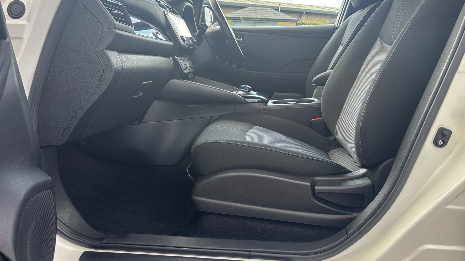 Used Nissan Leaf 2023 for sale - 78218065: Photo 54