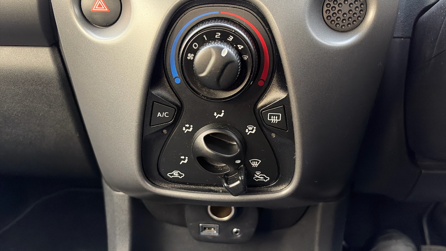 Used Toyota AYGO 2021 for sale - 77578666: Photo 39