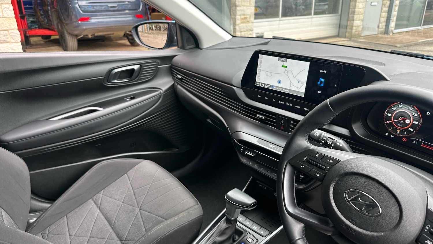 Used Hyundai BAYON 2023 for sale - 76493735: Photo 14