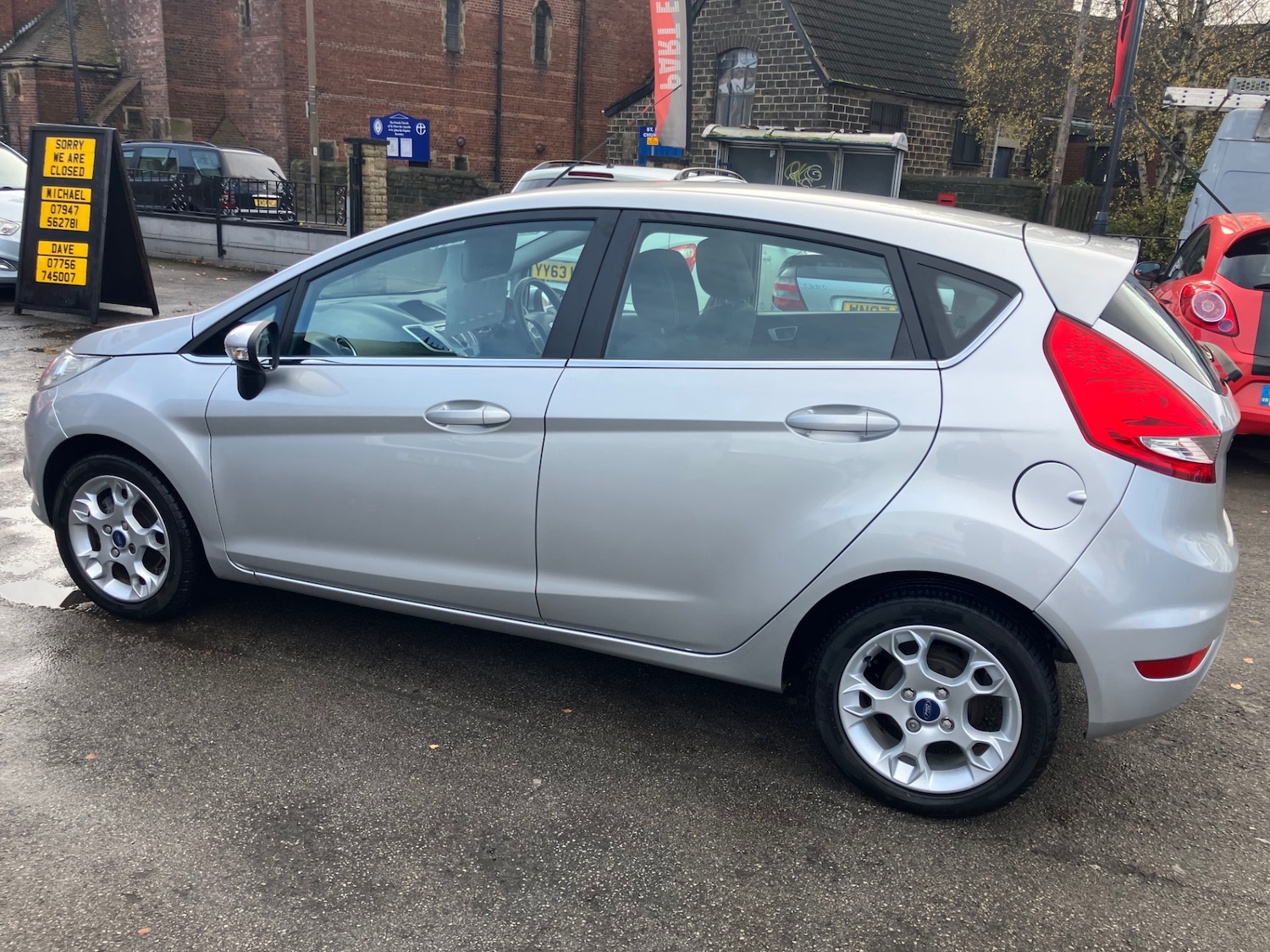 Used Ford Fiesta 2012 for sale - 76382685: Photo 4