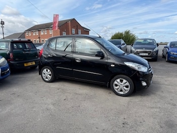 Used Hyundai i10 2013 for sale - 75477099: Photo