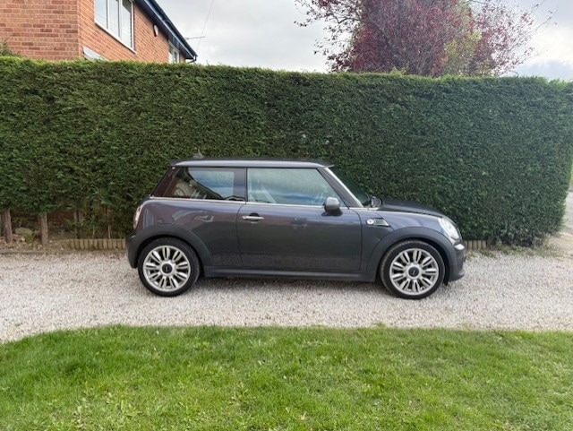 Used MINI Hatch 2011 for sale - 76419188: Photo 1