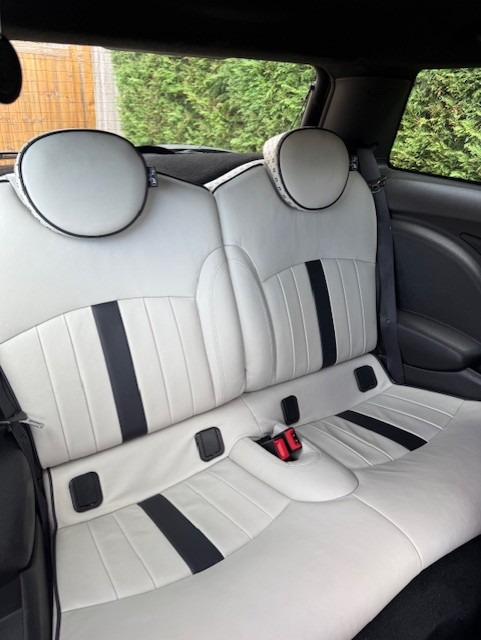 Used MINI Hatch 2011 for sale - 76419188: Photo 12