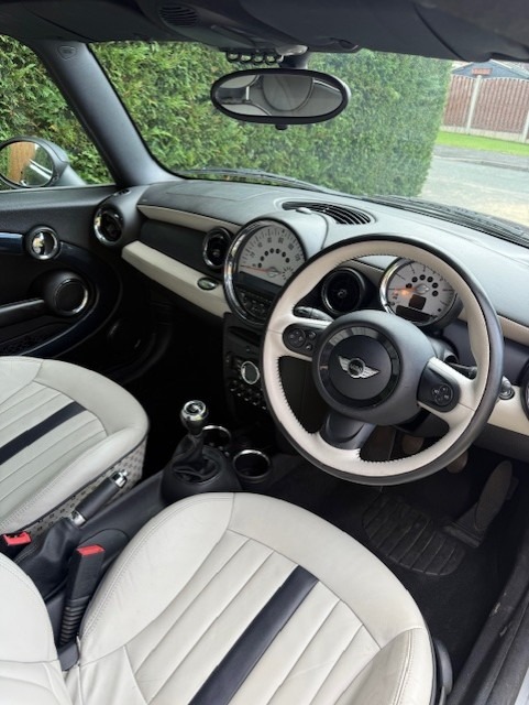 Used MINI Hatch 2011 for sale - 76419188: Photo 13