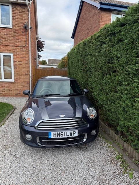 Used MINI Hatch 2011 for sale - 76419188: Photo 2