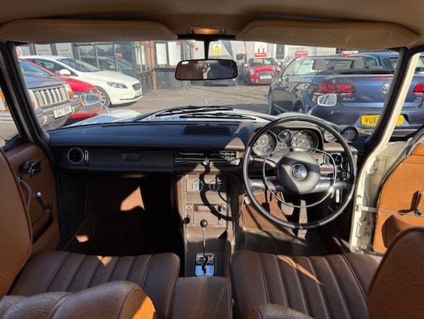 Used Mercedes-Benz 250 1969 for sale - 75624256: Photo 21