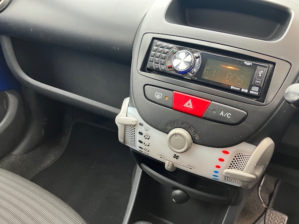 Used Peugeot 107 2012 for sale - 76253436: Photo 13