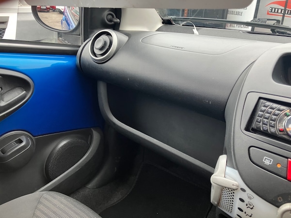 Used Peugeot 107 2012 for sale - 76253436: Photo 14