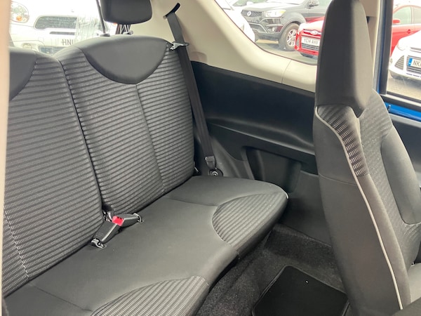 Used Peugeot 107 2012 for sale - 76253436: Photo 16