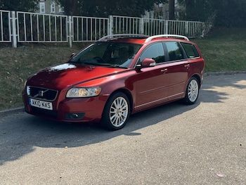 Used Volvo V50 2010 for sale - 79283223: Photo