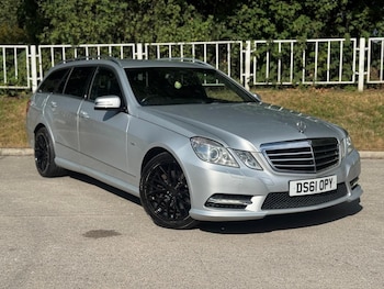 Used Mercedes-Benz E Class 2012 for sale - 79344388: Photo