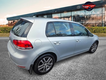 Used Volkswagen Golf 2009 for sale - 76769782: Photo