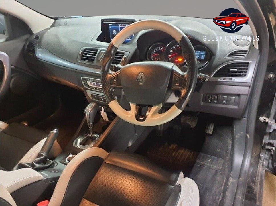 Used Renault Megane 2014 for sale - 76904705: Photo 8