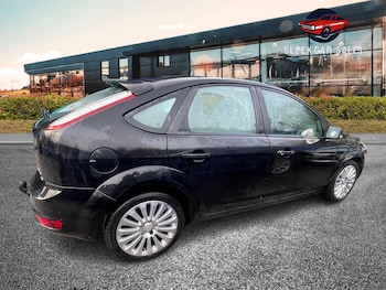 Used Ford Focus 2009 for sale - 76347196: Photo