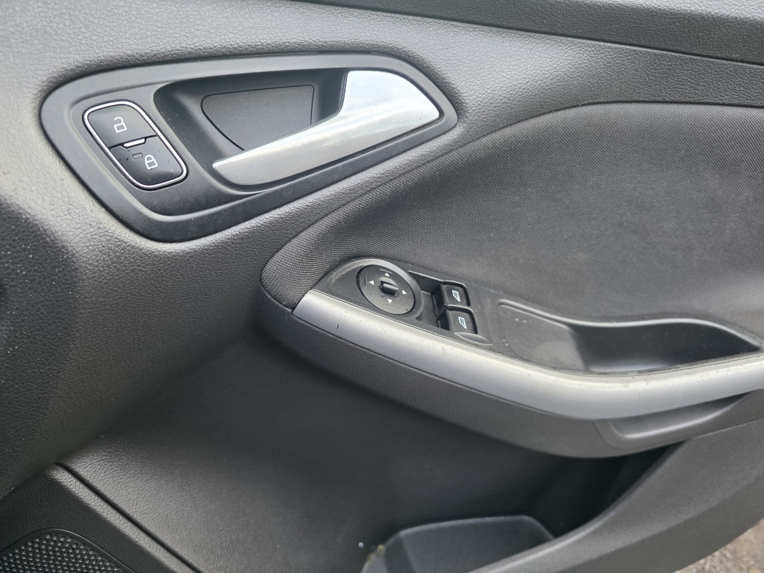 Used Ford Focus 2017 for sale - 76687120: Photo 11