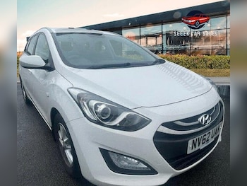Used Hyundai i30 2013 for sale - 76005582: Photo 2
