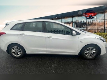 Used Hyundai i30 2013 for sale - 76005582: Photo 3