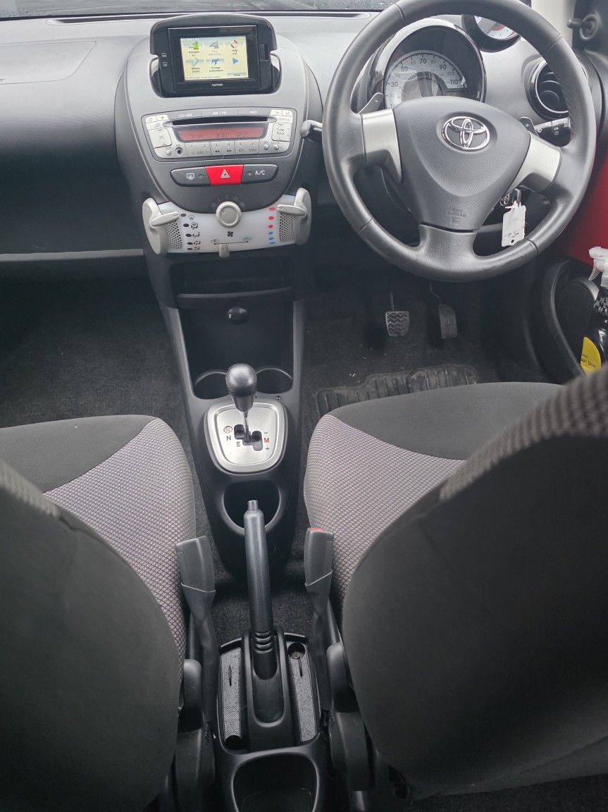 Used Toyota AYGO 2013 for sale - 76848638: Photo 14