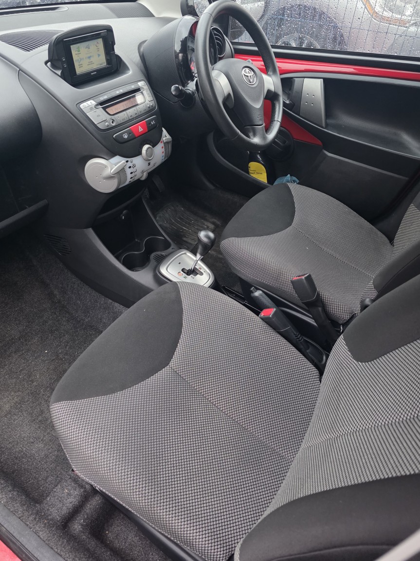 Used Toyota AYGO 2013 for sale - 76848638: Photo 19