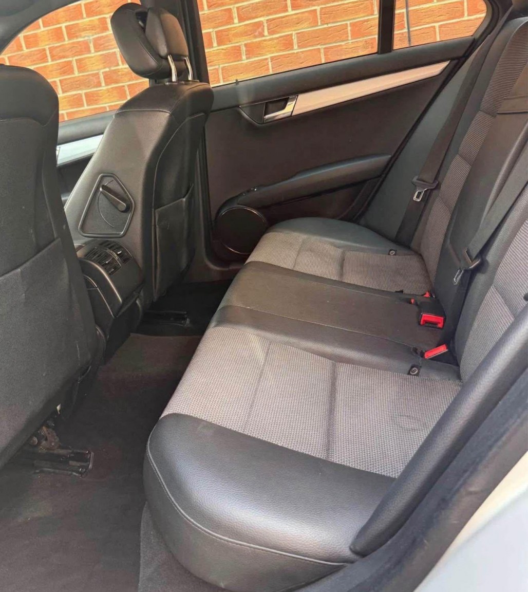 Used Mercedes-Benz C Class 2008 for sale - 77888432: Photo 6