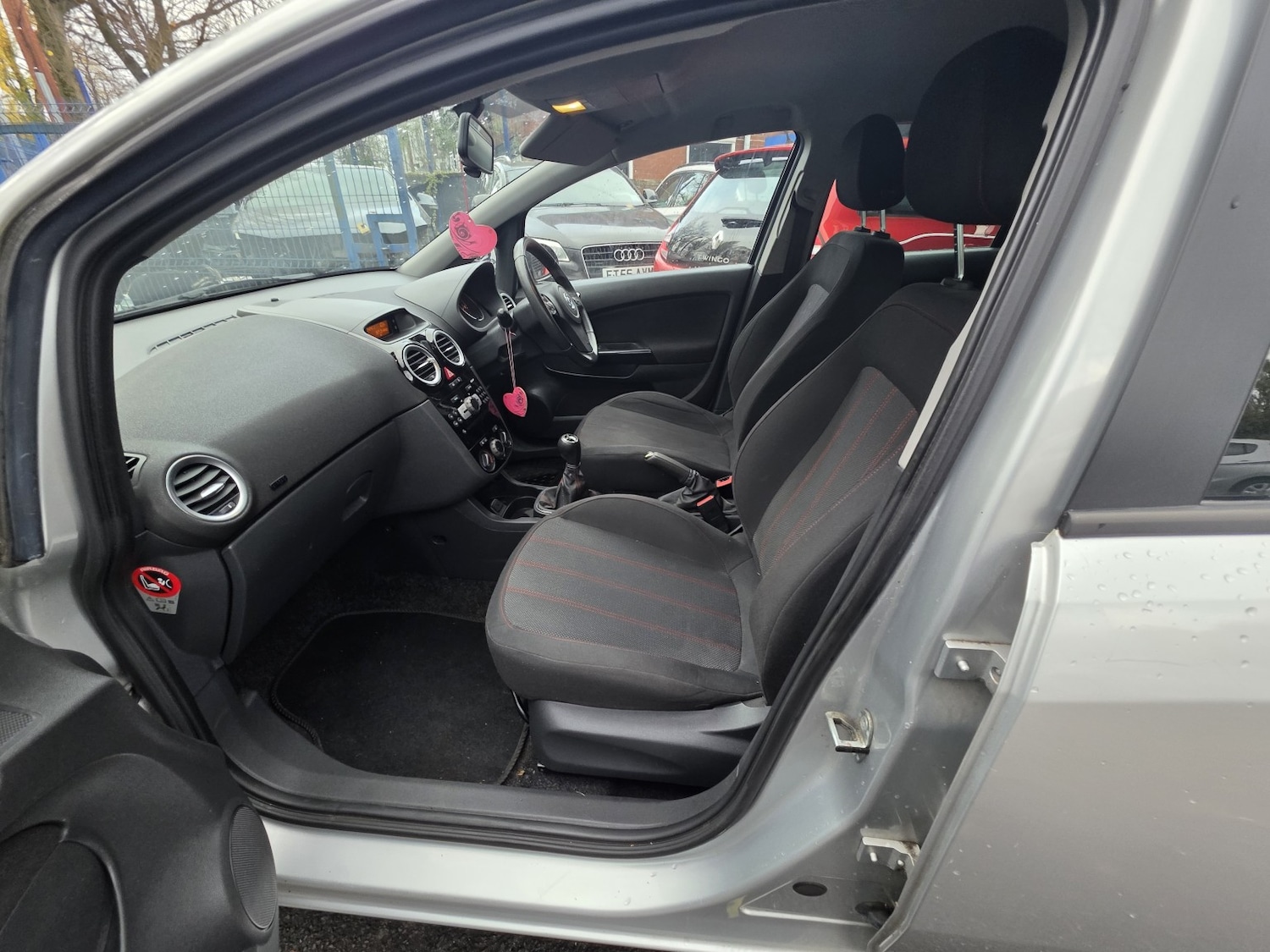 Used Vauxhall Corsa 2014 for sale - 76471303: Photo 9