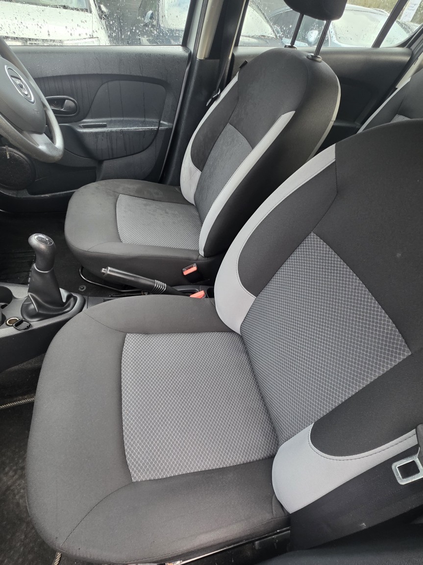 Used Dacia Sandero 2015 for sale - 76687170: Photo 10