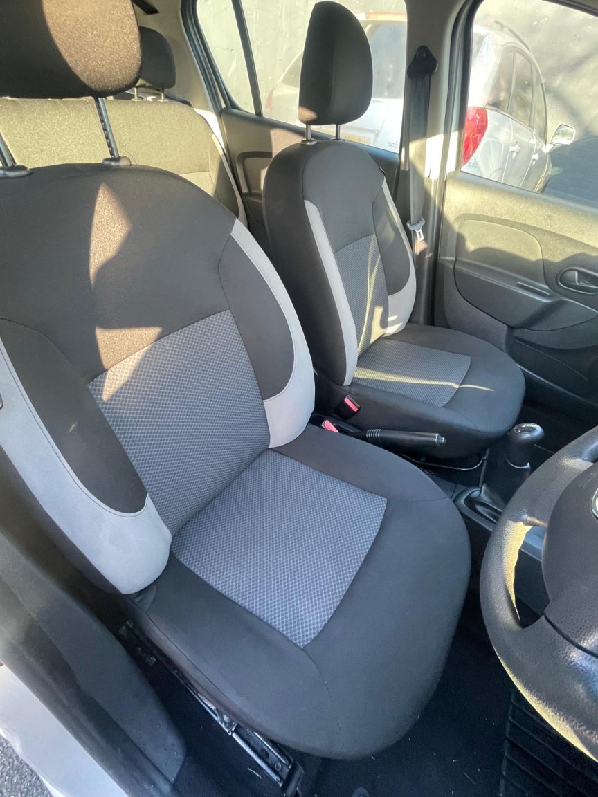 Used Dacia Sandero 2015 for sale - 76687170: Photo 17