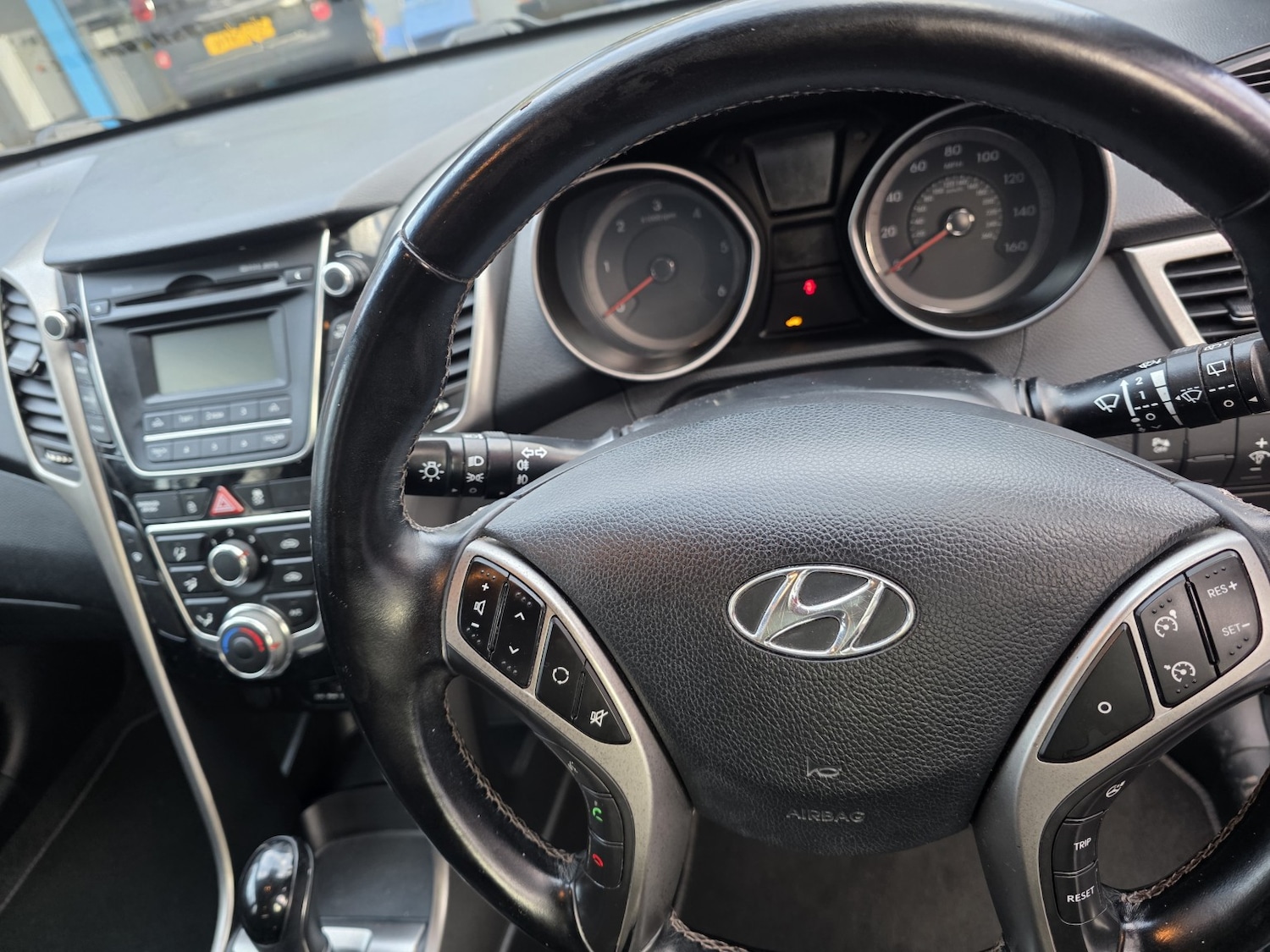 Used Hyundai i30 2014 for sale - 76863864: Photo 16