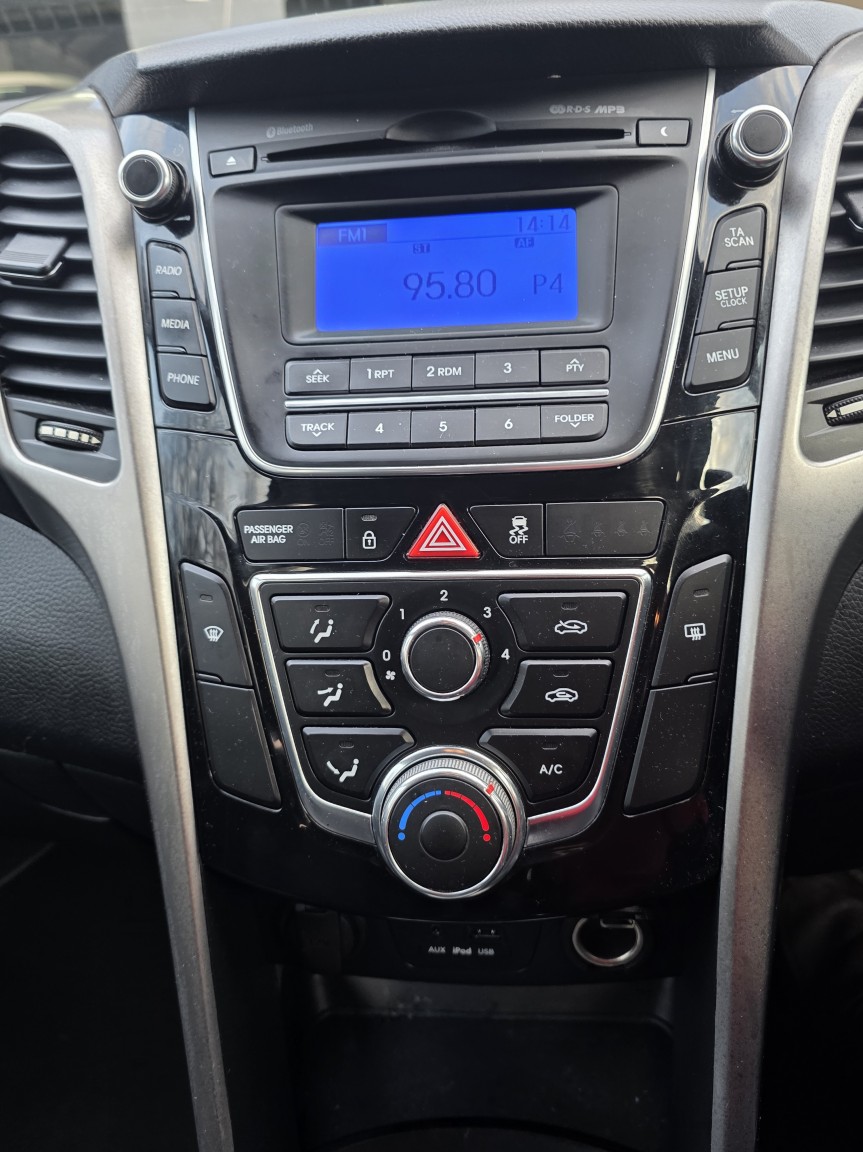 Used Hyundai i30 2014 for sale - 76863864: Photo 23