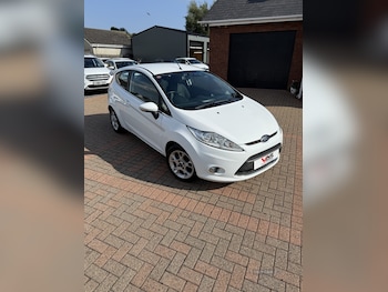 Used Ford Fiesta 2012 for sale - 75610125: Photo