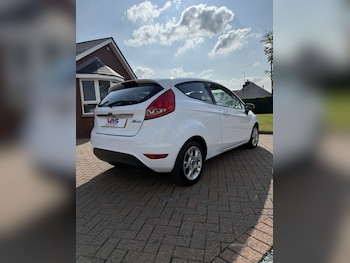 Used Ford Fiesta 2012 for sale - 75610125: Photo