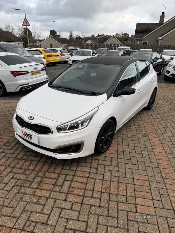 Used Kia Ceed 2015 for sale - 76787420: Photo 11