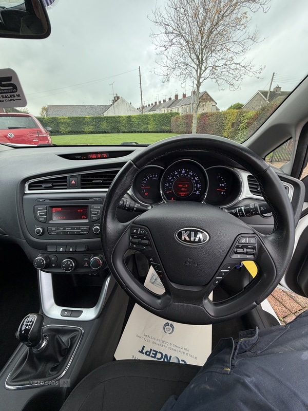 Used Kia Ceed 2015 for sale - 76787420: Photo 14