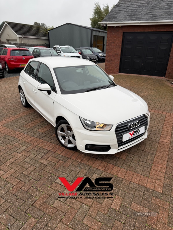 Used Audi A1 2015 for sale - 76284556: Photo 2