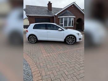 Used Volkswagen Golf 2014 for sale - 75901176: Photo